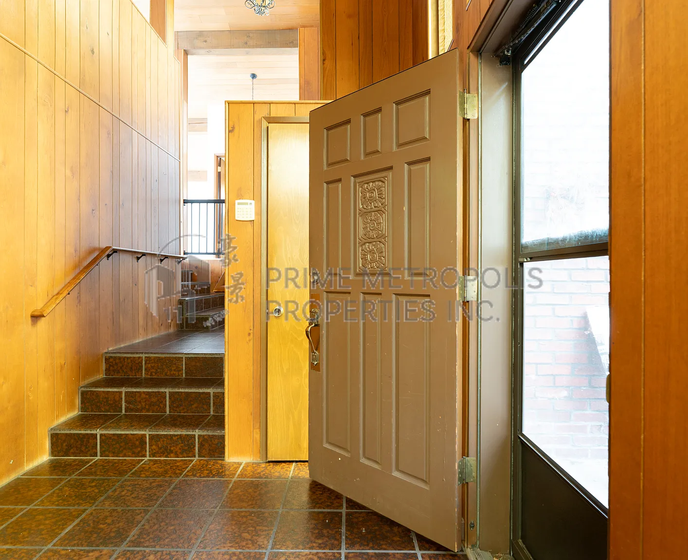 11258 Riviera Pl NE Seattle WA 98125 LCG(S) - 1 — Photo 2