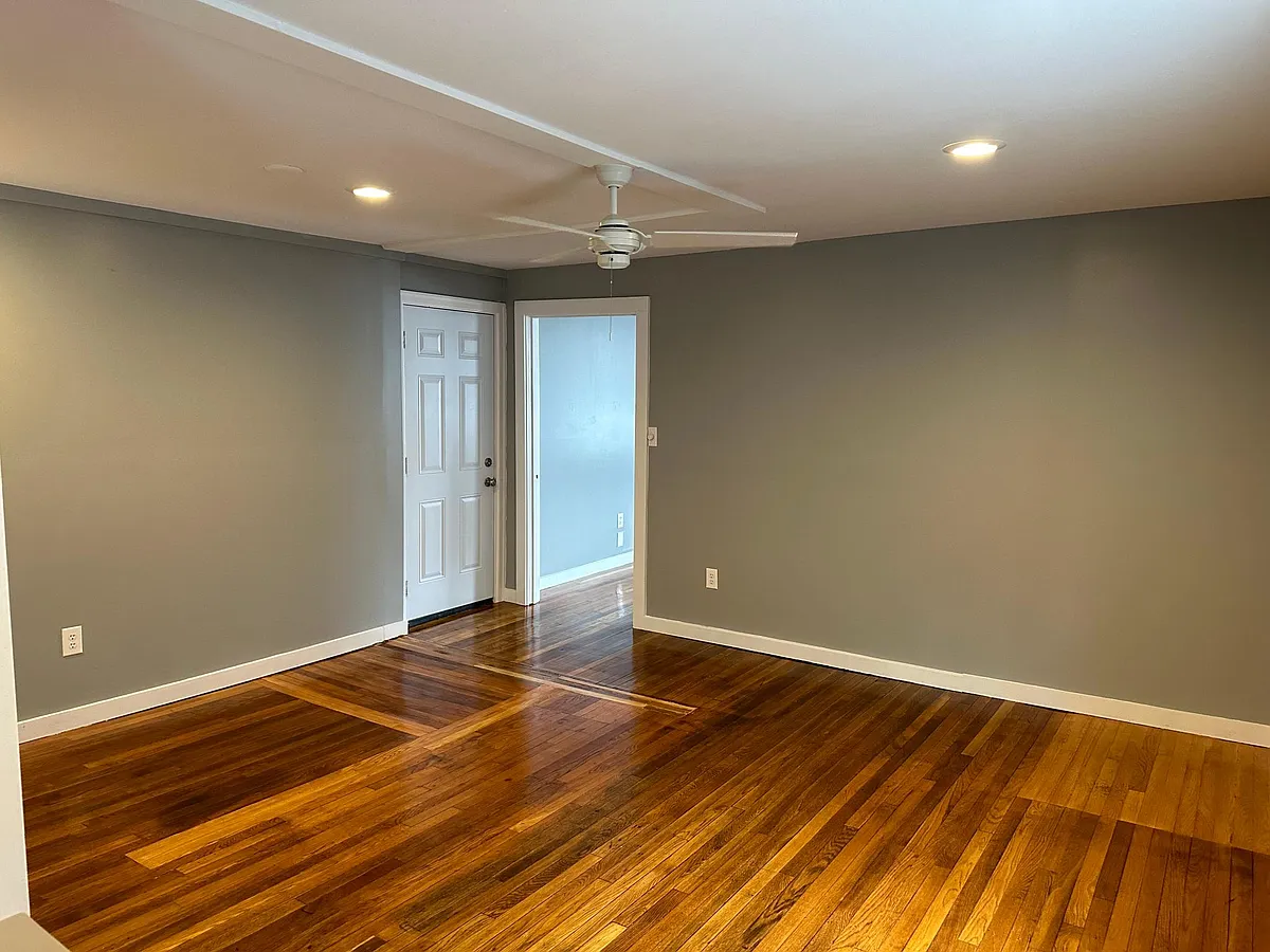 Living Room - 58 North St #2