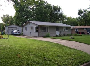 1930 Beck St, Manhattan, KS 66502