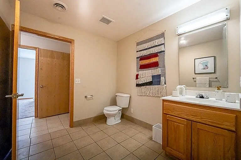 DSC00229-HDR-Metroplex-360-RCS-768x512