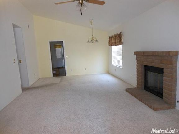 3rd image of 8813 La Margarita Way