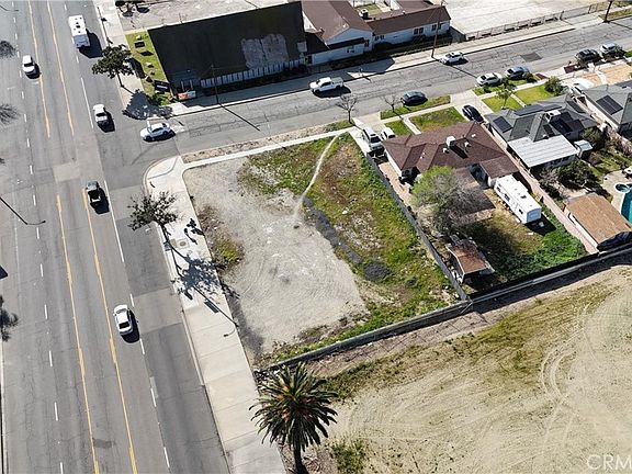 5th image of 9098 Sierra Ave #1O
