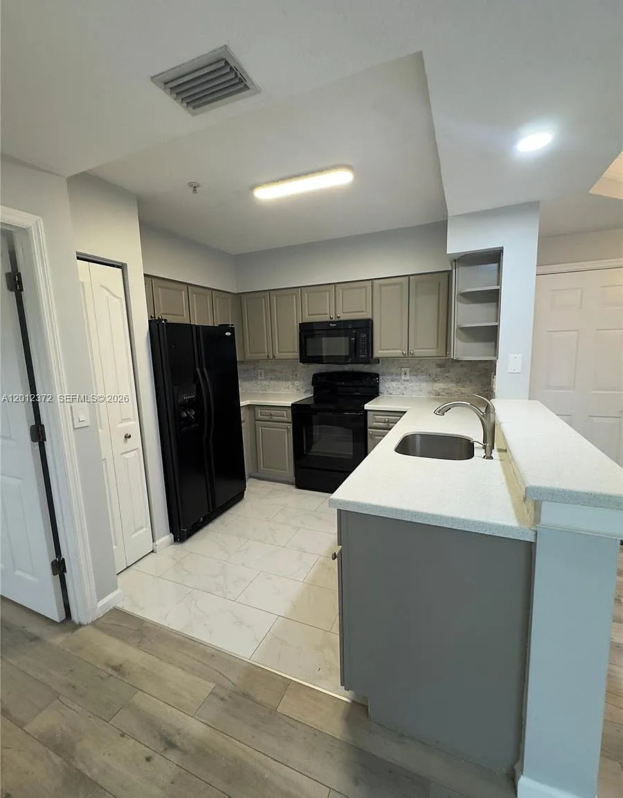 Tierra Verde At Delray Be — Photo 4