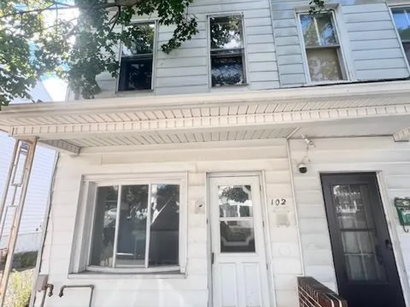102 S Hickory St, Mount Carmel, PA 17851