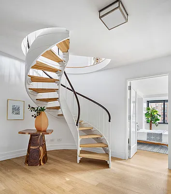 Sold by Compass | media 7