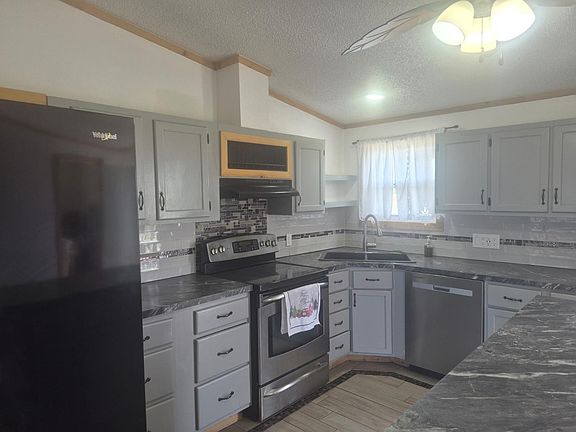 5th image of 1120 Cortez St