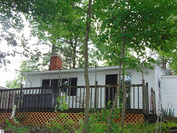 4th image of 13475 Armitage Dr