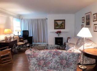 120 Meadow Rd, Oak Ridge, TN 37830