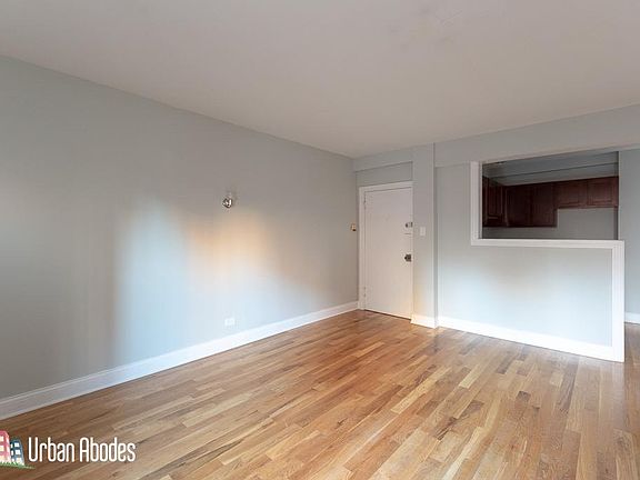5th image of 1347 N Dearborn St #Ua508