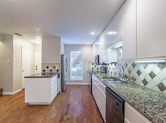 5th image of 6646 E Lovers Ln APT 502