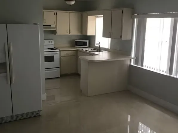 2750 SW 114th Ave #1, Miami, FL 33165