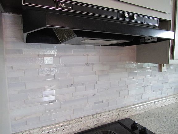 3rd image of 218 Burke Ave