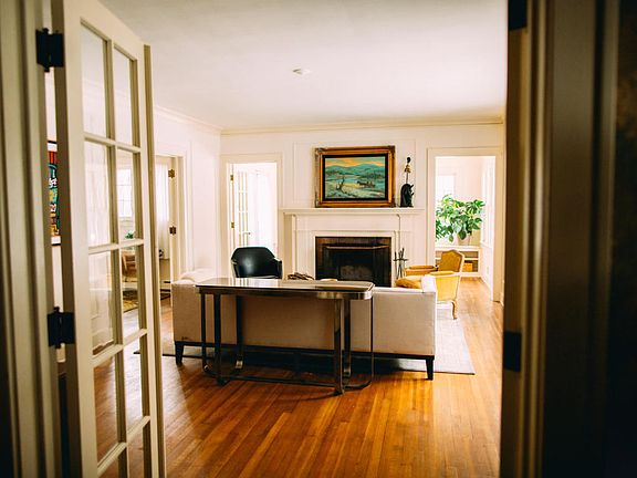 4th image of 259 Griswold St SE