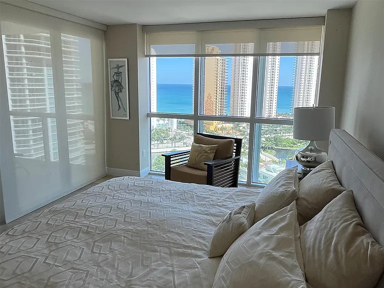 16500 Collins Ave #2052 — Photo 16