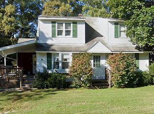 345 East St, Lee, MA 01238