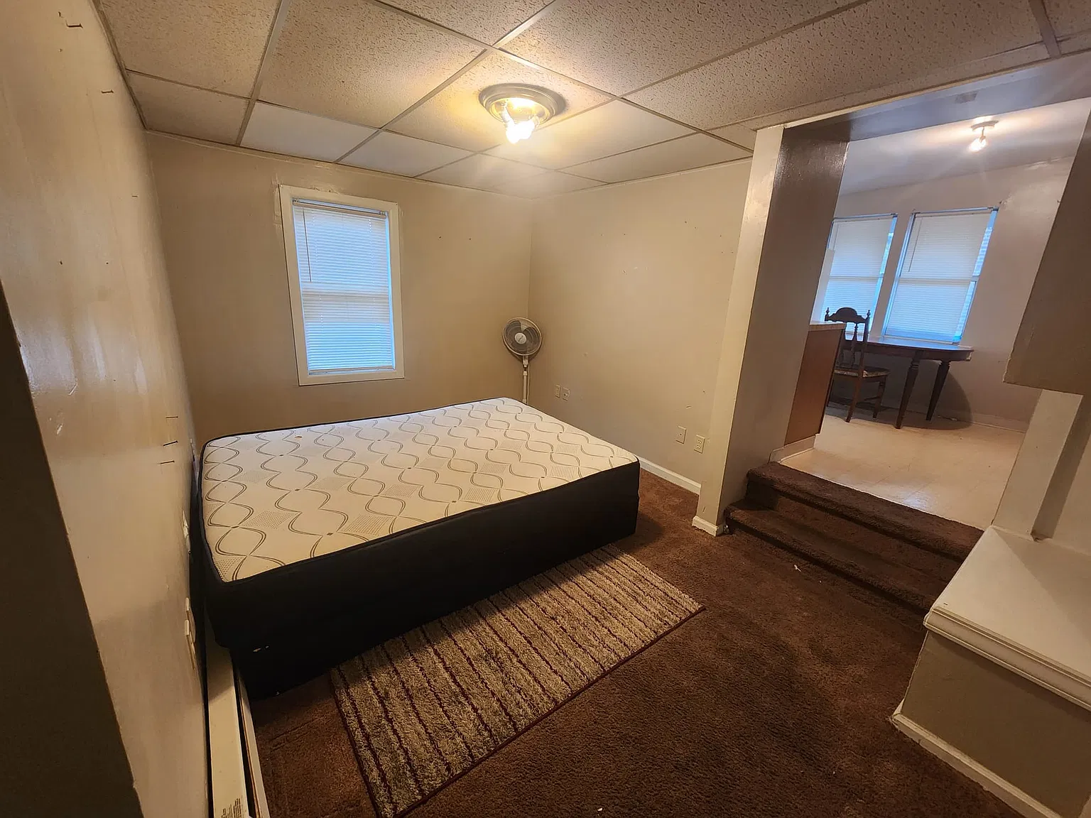 Studio, 300 sqft, $950 — Photo 3