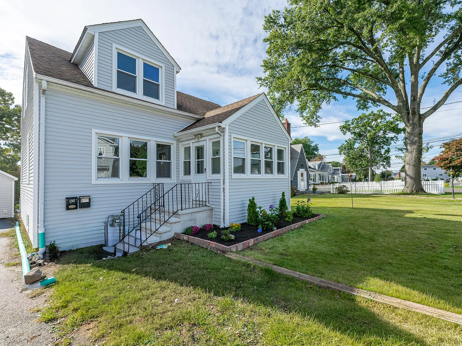 5 bed, 2000 sqft, $3,750 — Photo 3