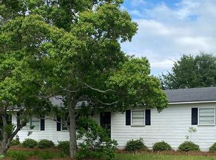 1125 J M Dr, Adel, GA 31620