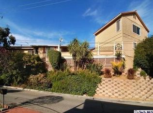 565 Tamarac Dr, Pasadena, CA 91105