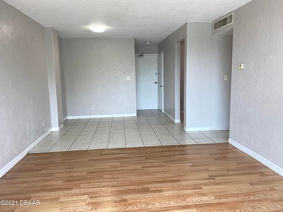 3rd image of 732 N Halifax Ave APT 202