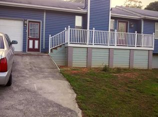 3493 Warwick Way, Snellville, GA