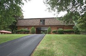 2nd image of 911 Millercrest Dr