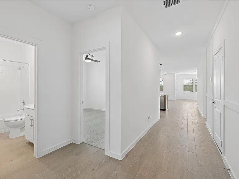 8434 Tranquil Bay Ct — Photo 5
