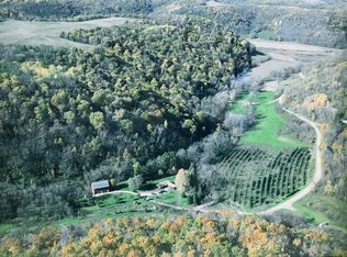 9338 Loomis Rd, Caledonia, MN 55921