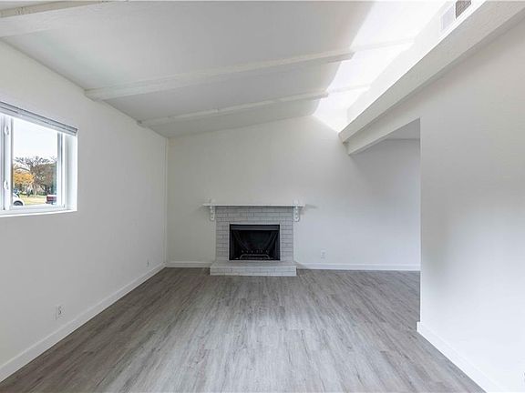 3rd image of 2714 Parker Ln #B