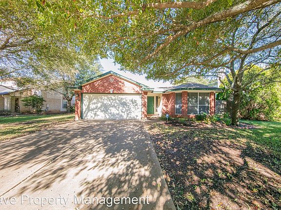 2nd image of 1223 Brashear Ln