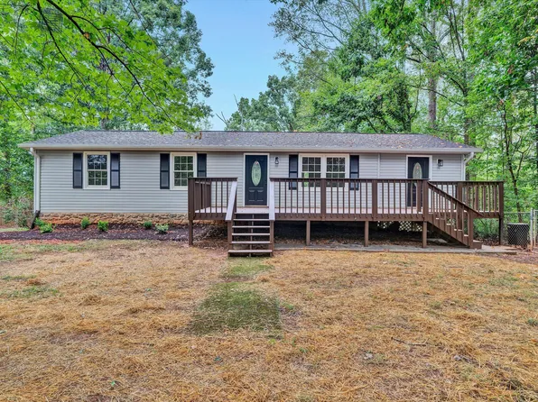 4037 Webster Rd, Glade Hill, VA 24092