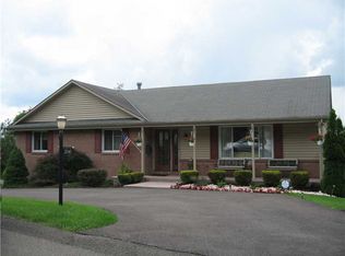 2040 Swallow Hill Ct, Pittsburgh, PA 15220