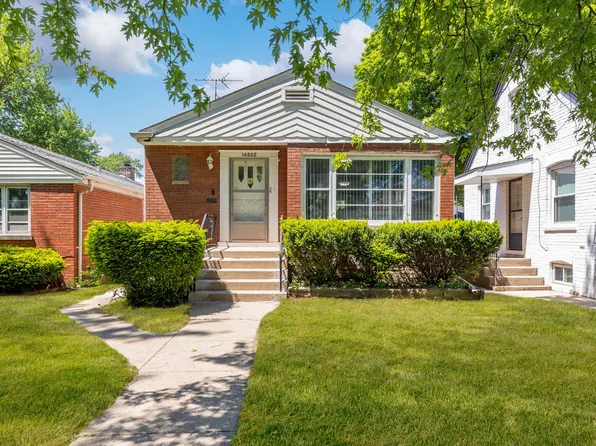 14202 S Dearborn St, Riverdale, IL 60827