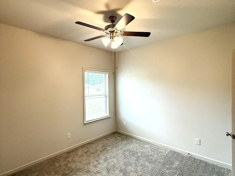 453 Piney Dr — Photo 27