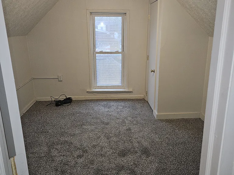 512 Main St #3 — Photo 5