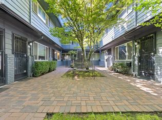 1836 NE Wasco St #10, Portland, OR 97232