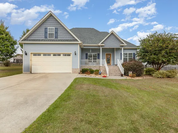 209 Prior Ln, Pikeville, NC 27863