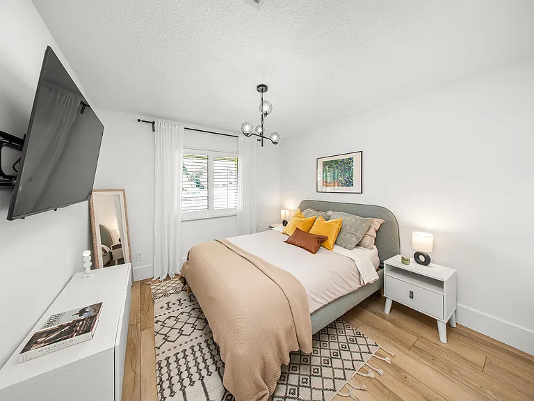 13471 Barberry Dr — Photo 14