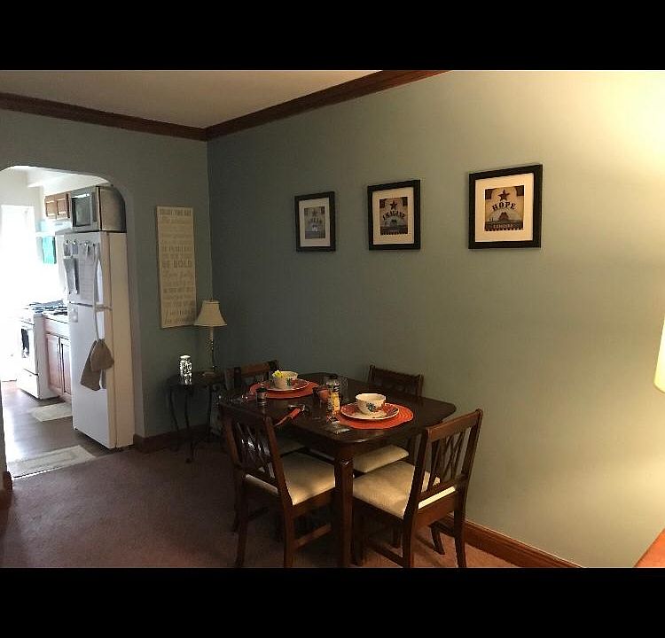 2nd image of 516 Hall St