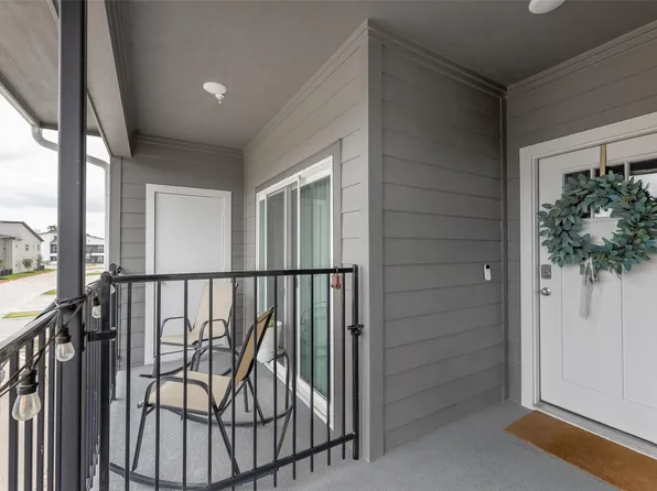 1326 Prairie Dr #222, Bryan, TX 77803