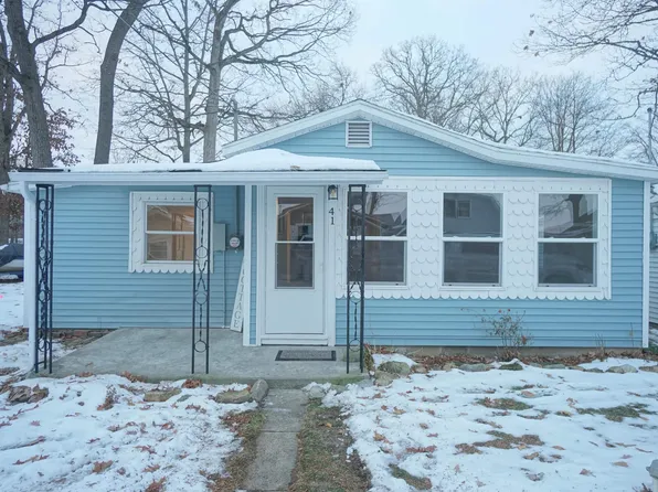 41 Ems D18c Ln, Syracuse, IN 46567