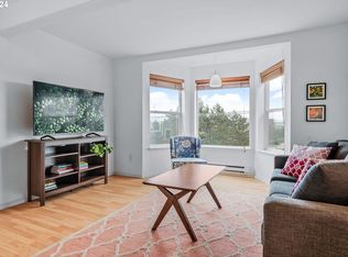 3473 SW Barbur Blvd APT 7, Portland, OR 97239