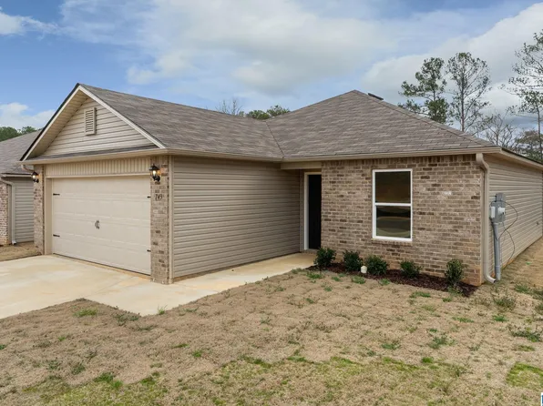 20 Cedar Ct, Pell City, AL 35125