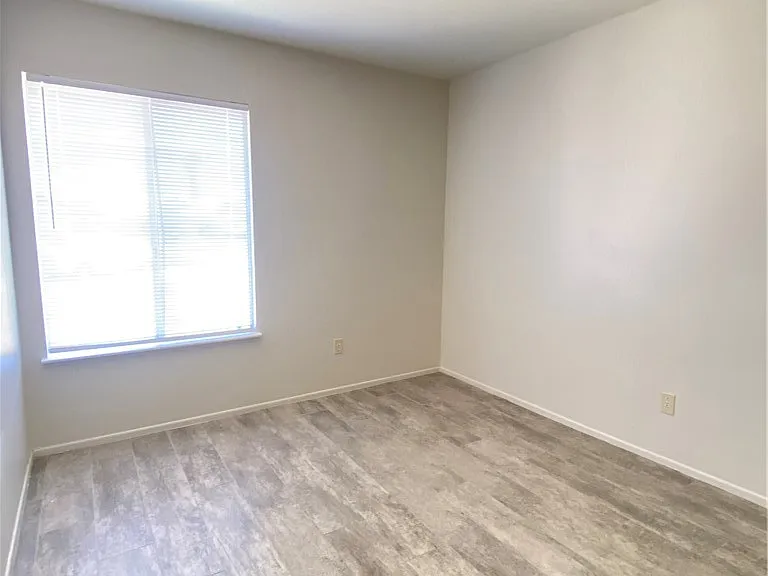 14663 Rio Grande Dr — Photo 11