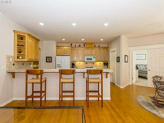 5th image of 13711 NE 48th Ave