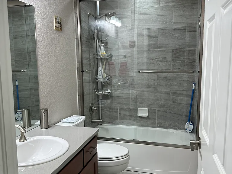 15529 W Washburn Ave — Photo 16