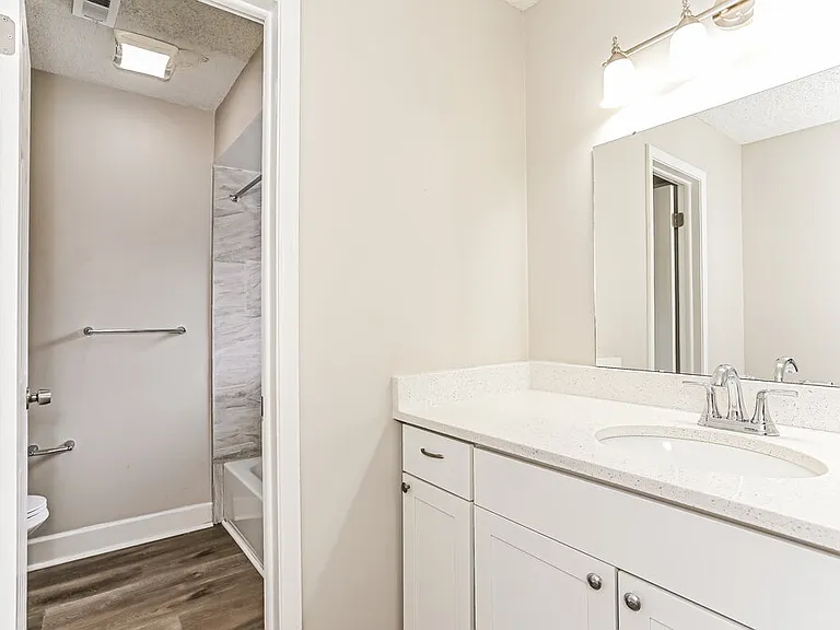 2553 Sandlewood Cir — Photo 14