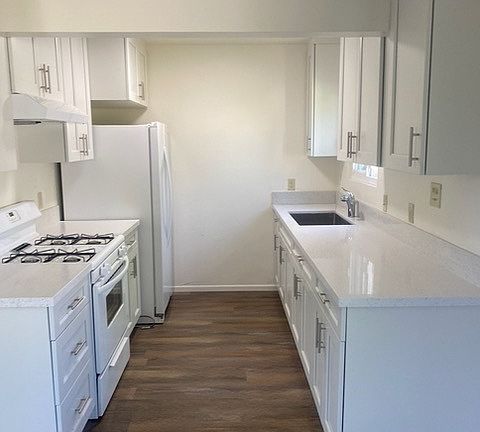4th image of 232 E Phillips St #3