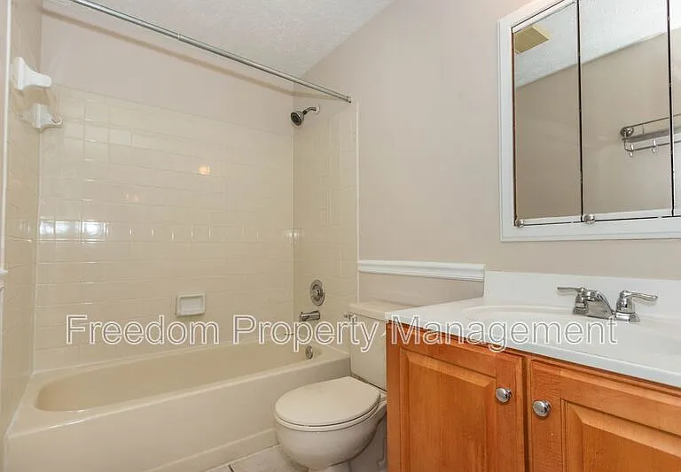4686 Hercules Ln — Photo 15