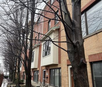 1192 Clarence Ave Unit 3, Oak Park, IL, 60304